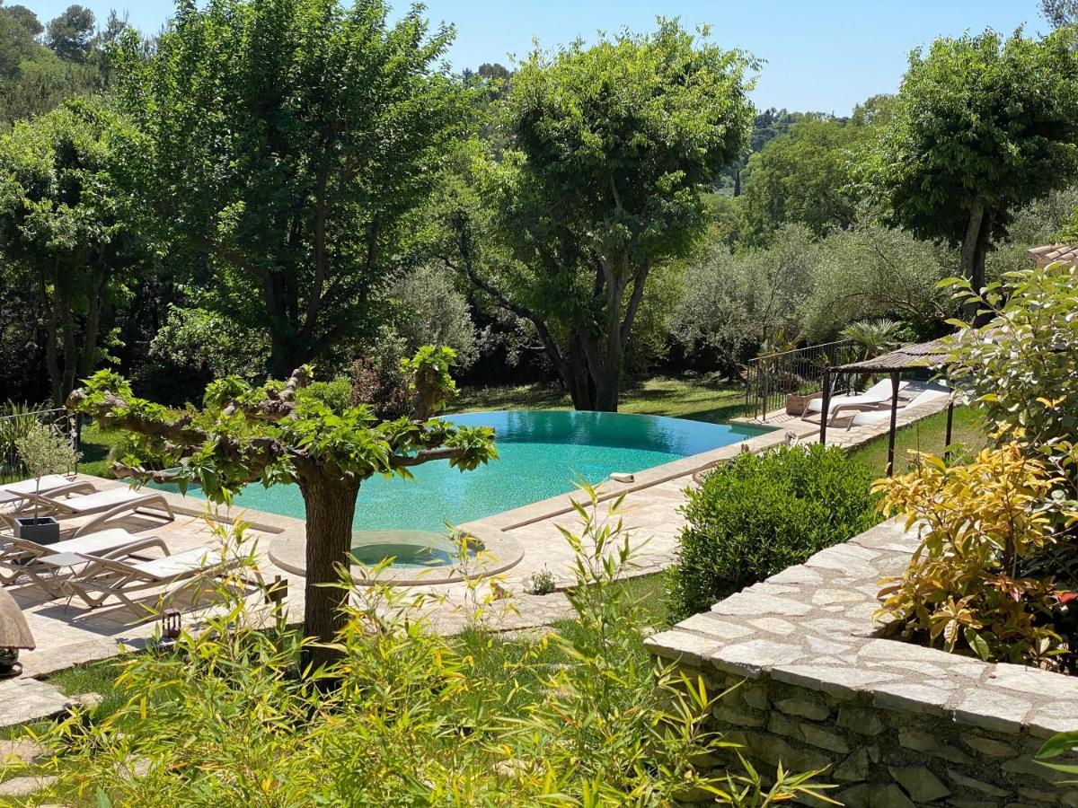 Guest House Encantada Nîmes Buitenkant foto