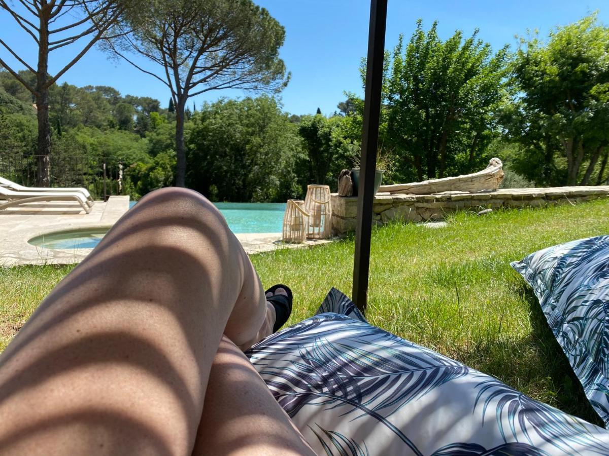 Guest House Encantada Nîmes Buitenkant foto